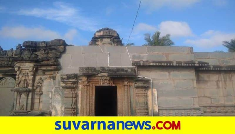 Miscreants Demolished Katte Basavaeshwara Temple Kalasa at Huvina Hadagali in Vijayanagara grg