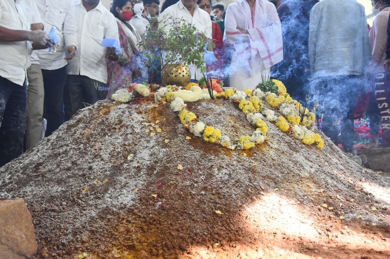 Fans Demand for Visit Puneeth Rajkumar Samadhi in Bengaluru grg