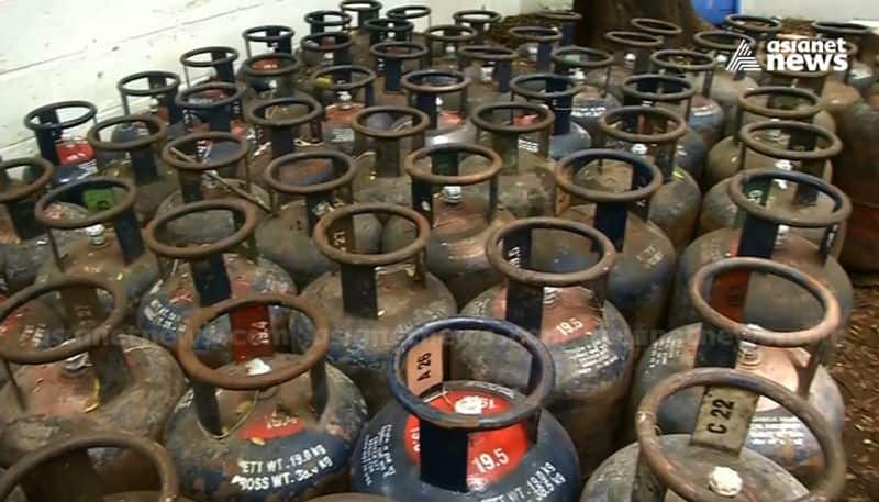 19 kg commercial cylinder price decreased tvk 