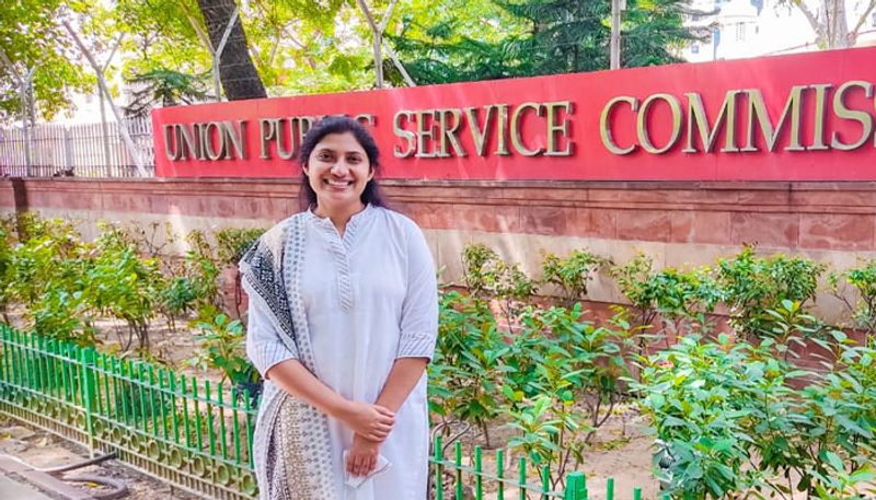 Muslim Woman sadaf Got 23rd Rank in UPSC 2020