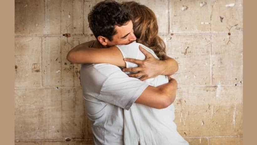 Relationshi: आपका पार्टनर है नाराज, तो उन्हें मनाने के ये 5 तरीके आपके आएंगे काम