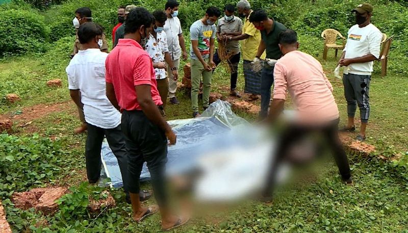 Trivandrum native found dead in kasaragod Thalangara