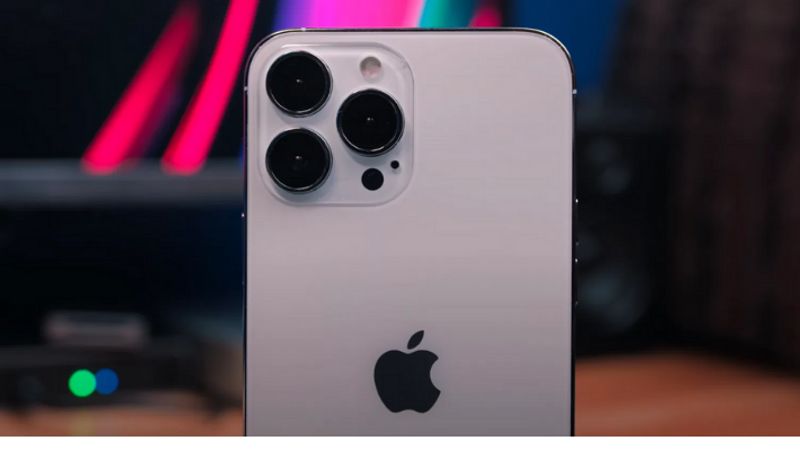 iPhone 13 Named Best Phone at Amazon Customer's Choice Awards 2021