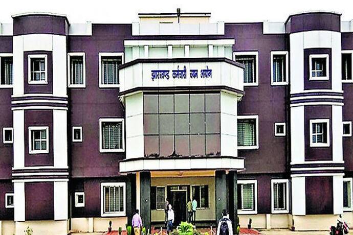 JSSC Exam Cancelled: तैयारी कर रहे युवाओं को झटका, 4893 पोस्ट के लिए निकली भर्तियां कैंसिल