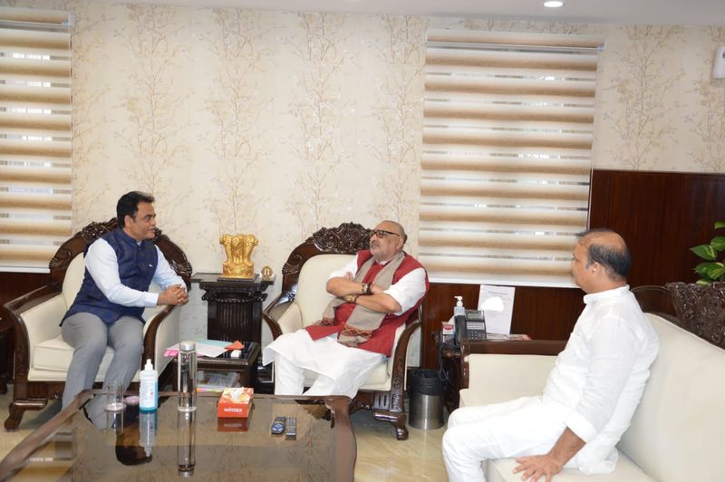 Ashwath narayan Meets Few Union Minister at Delhi On Nov 2nd rbj