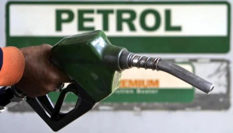 Petrol Diesel price hike by 25 rupees expected today