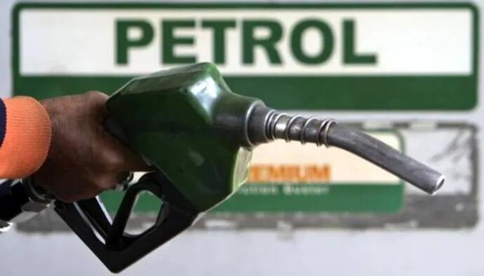 Petrol Diesel Price Today, 24 Jan 2022: नहीं बदले फ्यूल के दाम, जानिए 11 शहरों में कितनी रही कीमतें