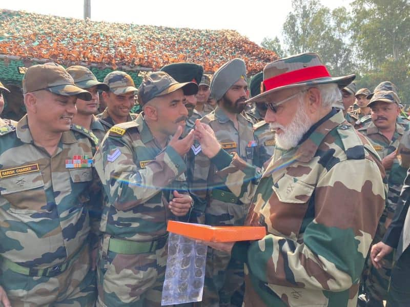 PM Modi celebrate diwali with Soliders to Petrol Diesel Price top 10 News of November 4 ckm