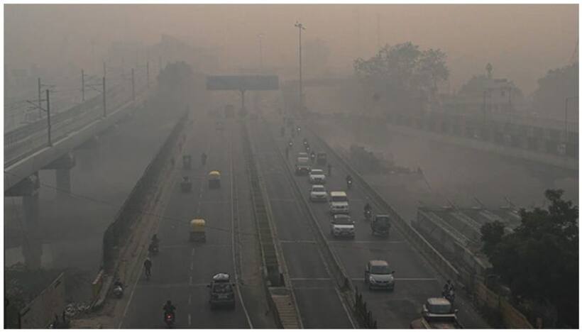 Delhi: Pollution board issues advisory; asks offices to decrease vehicular movement as air quality decreases