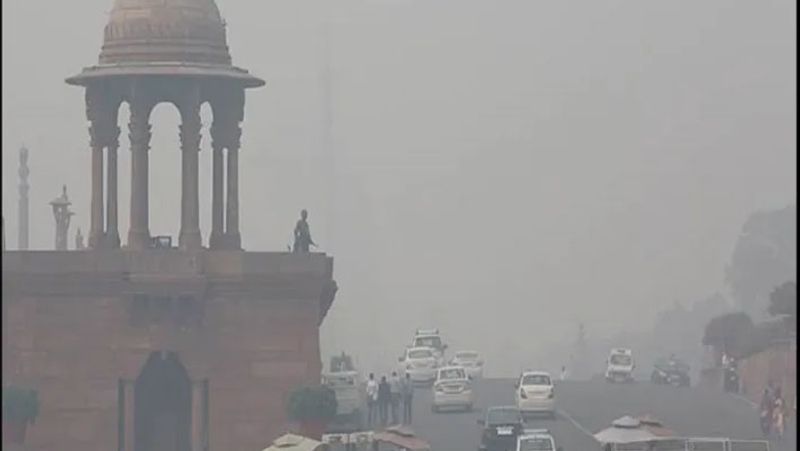 As pollutant levels spike in Delhi survey reveals 4 in 5 families suffer ailments due to air pollution pod