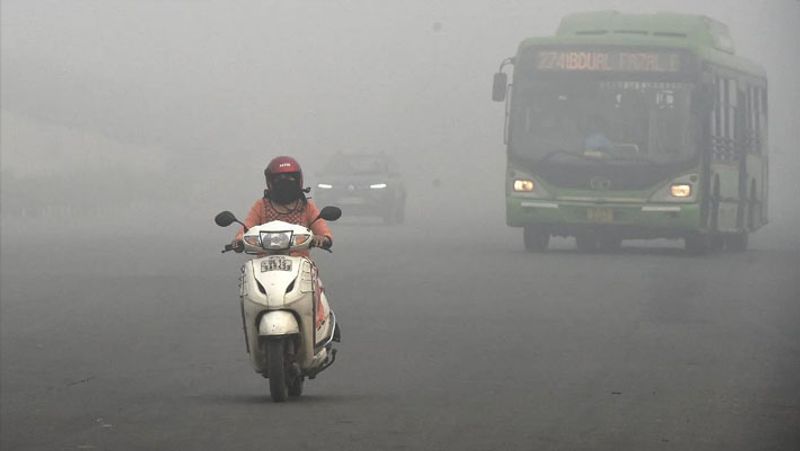 Delhi Pollution Ready to impose complete lockdown to control air pollution Delhi govt tells Supreme court