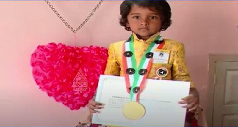 Shadow Photography 4 Year Old Tumakuru Boy Joins India Book of Records hls