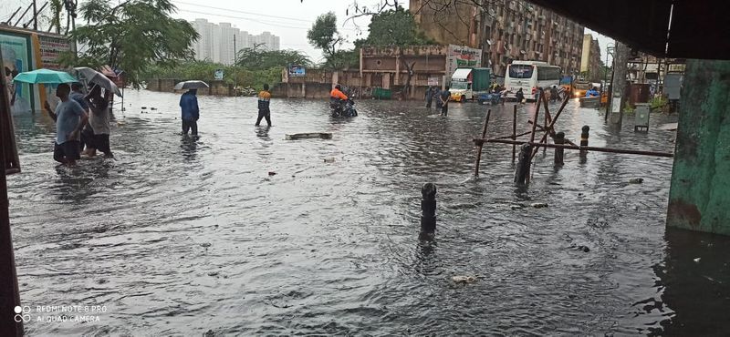 Chennai Witnesses heaviest Rainfall Since 2015 Authorities Issue Flood Warning pod