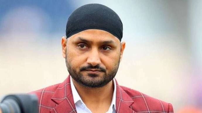 Harbhajan Singh Retirement: बेशुमार दौलत के मालिक हैं Harbhajan Singh, क्रिकेट के सभी फॉर्मेट से लिया संयास