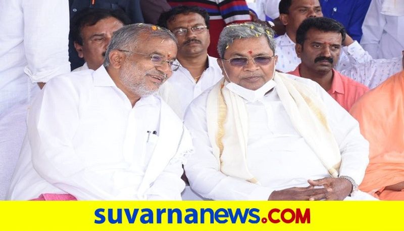 GT Devegowda Pooja For Siddaramaiah in Shrinivasa temple snr