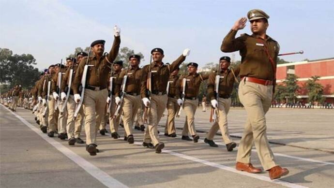 Police Constable Recruitment 2021:  4588 पदों पर निकली भर्तियां, 10-12वीं पास छात्र भी कर सकते हैं अप्लाई