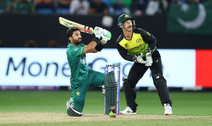 T20 WC 2021, Aus vs Pak- রিজওয়ান ও ফখর জামানের দুরন্ত ব্যাটিং, অস্ট্রেলিয়াকে  ১৭৭ রানের টার্গেট দিল পাকিস্তান