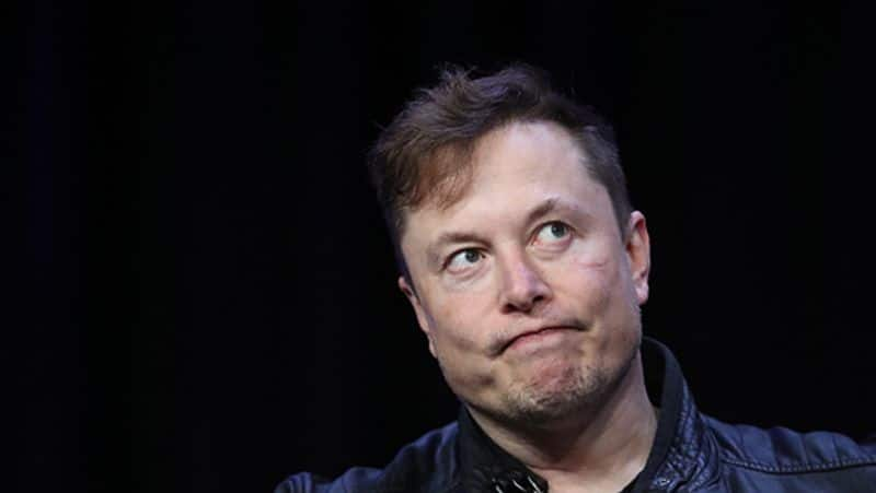 Elon Musk suspends Twitter account tracking his private jet, threatens legal action - adt 