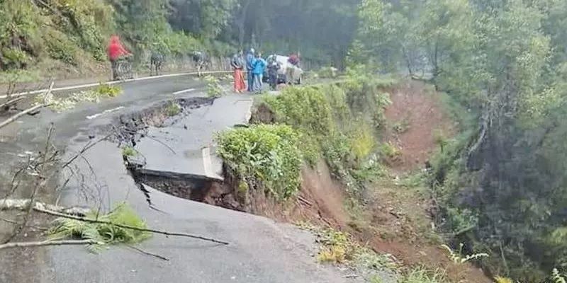 A rescue team is on standby following the warning of heavy rains in Nilgiris district