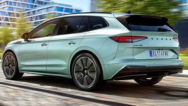 Skoda की धांसू Enyaq इलेक्ट्रिक SUV में पूरी फैमिली के साथ करिये आरामदायक सफर, बैटरी डाउन होने की छोड़िए चिंता