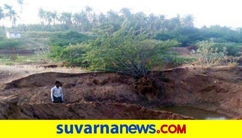 Illegal Sand Shipping on Bullock Cart at Huvina Hadagali in Vijayanagara grg