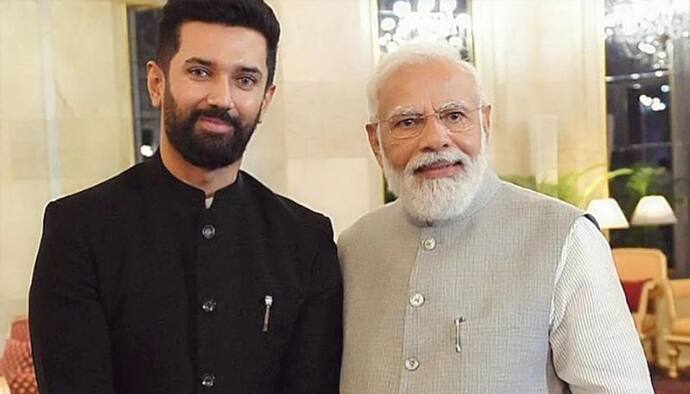 PM Modi के लिए फिर इमोशनल हुए Chirag Paswan: साथ शेयर की तस्वीर, कहा-उनमें पिता की तरह अपनत्व का जज्बा