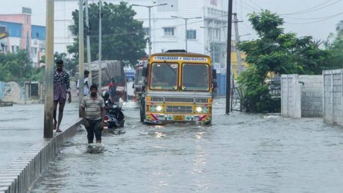 Weather Forecast: अरब सागर में कम दबाव के क्षेत्र से केरल सहित 7 राज्यों में  18 नवंबर तक भारी बारिश का Alert