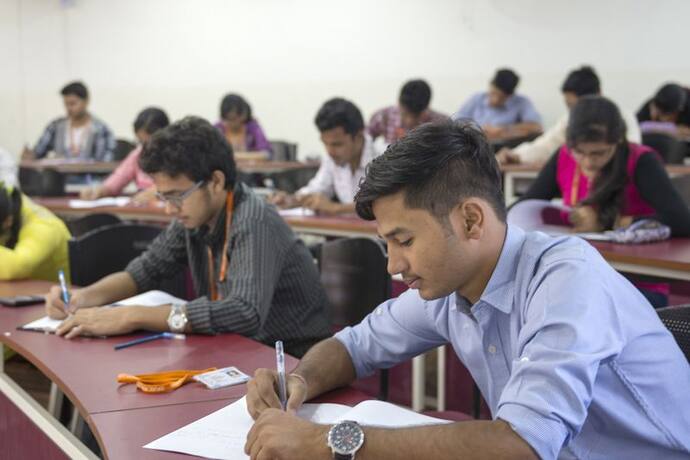 CLAT Exam 2022: क्लैट एग्जाम की डेट घोषित, दो बार होगी परीक्षा, जानें कौन कर सकता है अप्लाई कितनी होगी फीस