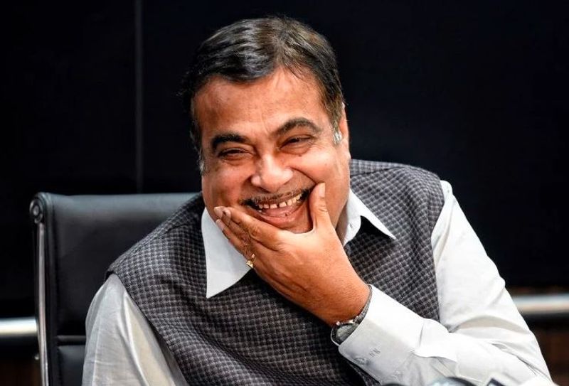 Nitin Gadkari says In talks with industry for development of electric highways prn