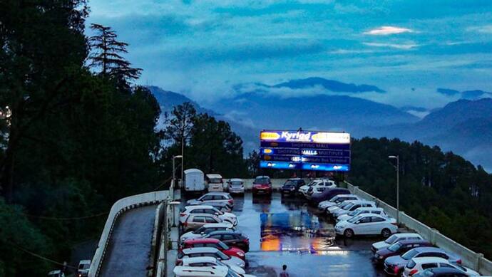 Weather Report: पहाड़ों पर बर्फबारी रुकी, लेकिन कई राज्यों में शीतलहर का Alert, बारिश भी हो सकती है