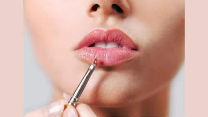 Lip Care Tips:सर्दियों में होंठ फटने की समस्या से परेशान हैं तो ये घरेलू नुस्खें आपके आ सकते हैं काम