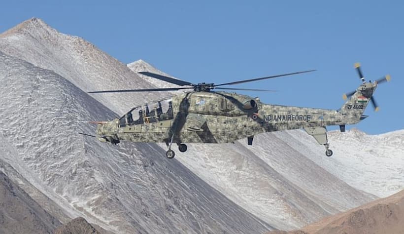 Combat Helicopters పాకిస్తాన్,  చైనాలకు నిద్ర ఉండదిక.. భారత్ అమ్ములపొదిలో భారీగా యుద్ధ హెలికాప్టర్లు!