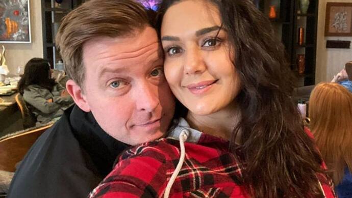 बिना प्रेग्नेंट हुए ही जुड़वां बच्चों की मां बनी 46 साल की Preity Zinta, बताया क्या रखा है बच्चों का नाम