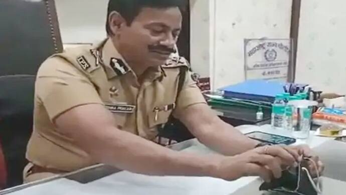 नकल के लिए छात्र ने लगाई गजब अक्ल! पुलिस भर्ती एग्जाम में अपनाया ऐसा तरीका, जिसे देख हर कोई रह गया दंग