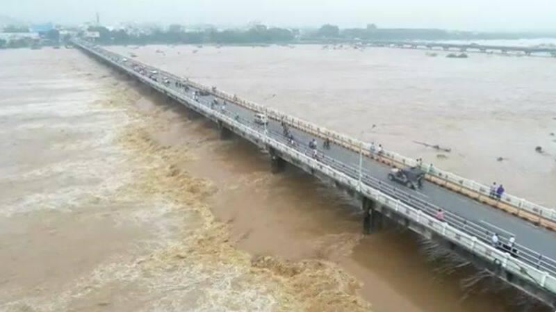 Velmurugan demand to stop the Andhra government attempt to build another barrage across the palar river KAK