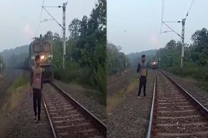 MP Man Gets Hit By Train While Shooting Video Near Tracks pod