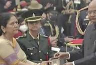 Gallantry Awards 2021 major vibhuti shankar dhoundiyals wife with mother recieved his shaurya chakra posthumous by president ram nath kovind