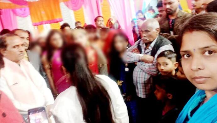 ये कैसी जिद: 16 साल की बच्ची 45 साल के शख्स के साथ लेने जा रही थी 7 फेरे, पिता के मना के बाद भी एक ही जिद