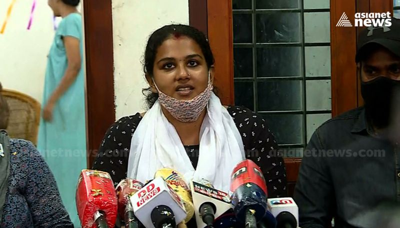 Anupama thanks all who stood by her to get baby back