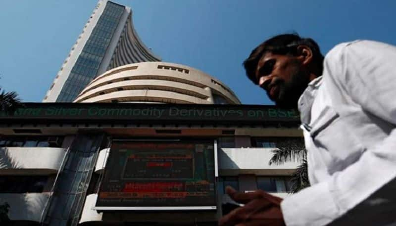 Ahead of the Union Budget 2023 Sensex adds 400 points Nifty around 17,800