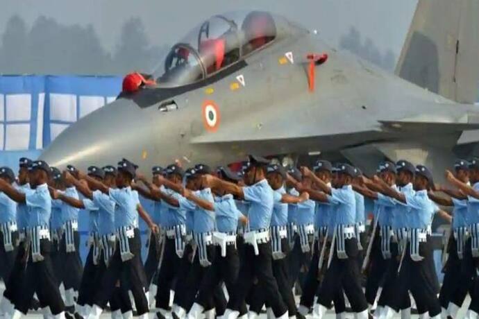 IAF AFCAT 2021: एयरफोर्स कॉमन एडमिशन टेस्ट के लिए रजिस्ट्रेशन 1 दिसंबर से, जानें कैसे करें अप्लाई