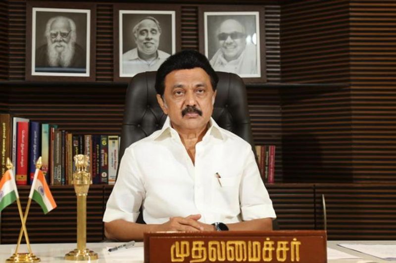 Tamilnadu government cm mk stalin discuss about tn lock down if new year celebration is banned announcement coming soon