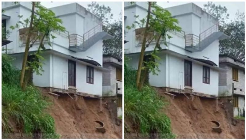 Kerala rains: House in danger due to  landslide in Malayinkeezh