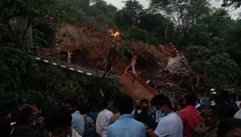 land slides fall down in tirumala ghat road