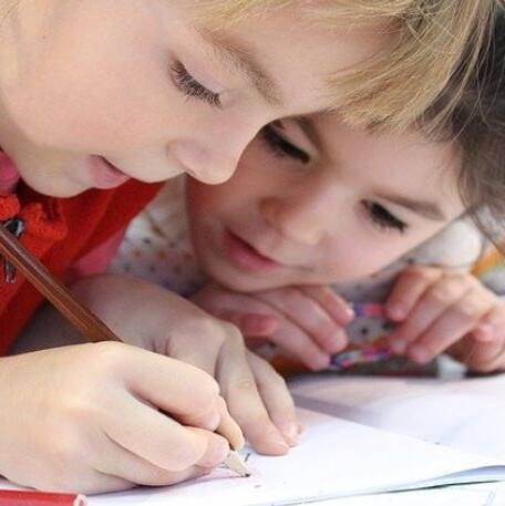 Parenting tips: ఈ టిప్స్ పాటిస్తే.. పిల్లల్ని స్కూల్‌కి రెడీ చేయడం చాలా ఈజీ!
