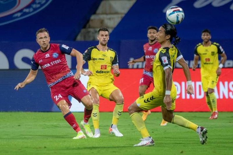 ISL : Hyderabad FC holds Jamshedpur FC with Ogbeche equaliser