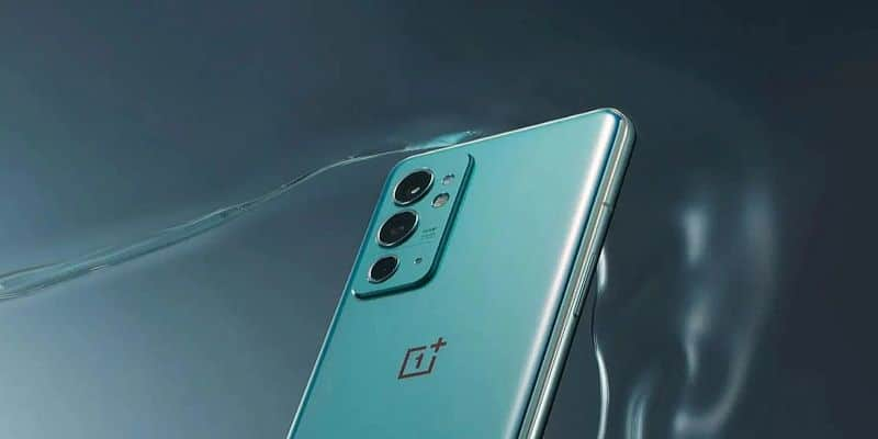 OnePlus 10R with Dimensity 9000, 120Hz AMOLED display said to launch in Q2 2022