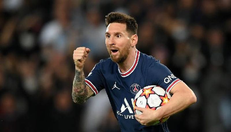 paris saint germain manager mauricio pochettino expects incredible lionel messi to fire all cylinders after ballon dor glory