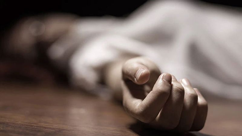 Father Commits suicide after killed  his Son in Bengaluru snr