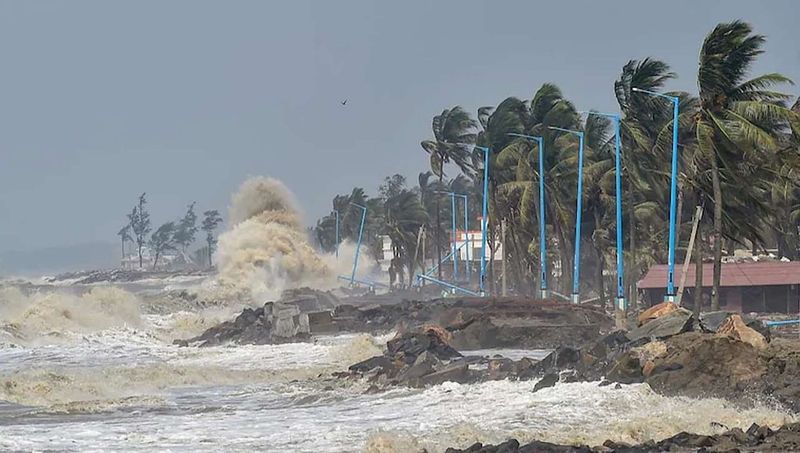 Cyclone Jawad effect Heavy rain lashes in Odisha and west Bengal